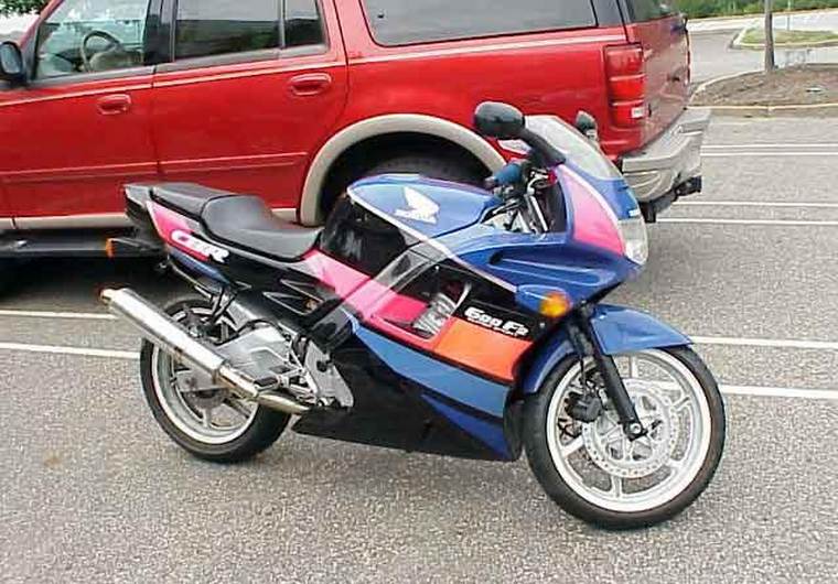 Honda CBR 600 f2 черная матовая